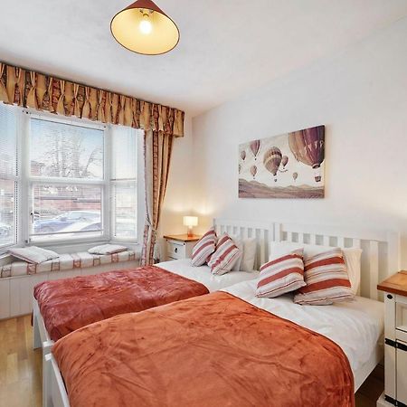 Comfortable 2 Bedroom Property, Μέιντστοουν Εξωτερικό φωτογραφία
