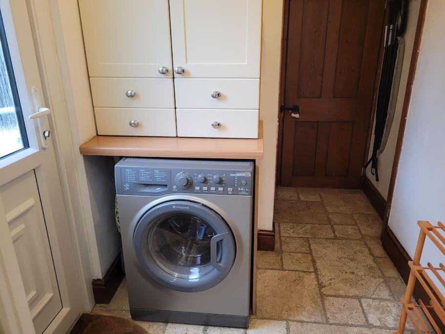 Comfortable 2 Bedroom Property, Μέιντστοουν Εξωτερικό φωτογραφία