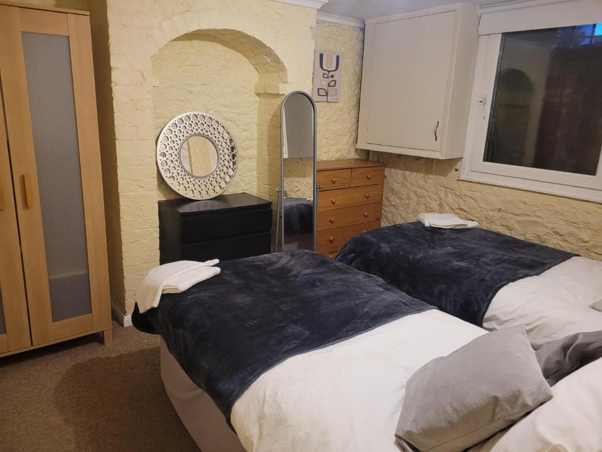 Comfortable 2 Bedroom Property, Μέιντστοουν Εξωτερικό φωτογραφία